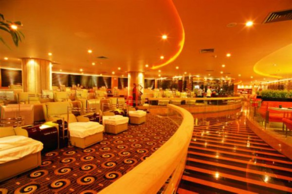 洋妞成都休闲养生之旅全攻略(成都耍洋妹子)